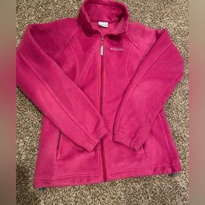 Woman’s Columbia Sweatshirt